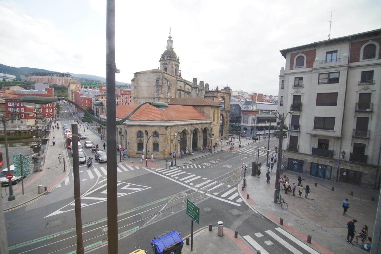 Piso Grande Y Luminoso En El Casco Viejo De Bilbao Lägenhet Exteriör bild
